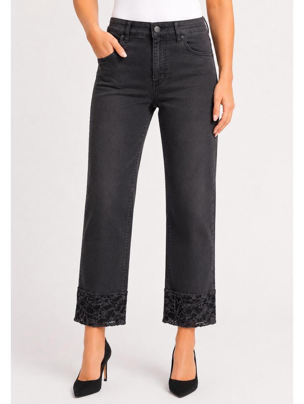 NWT G by Giuliana Black Label The Straight Lace Hem Jeans Size 6